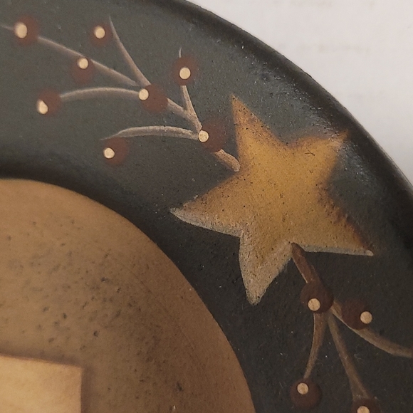 Adorable Primitive Wooden Plate - Picture 14 of 15